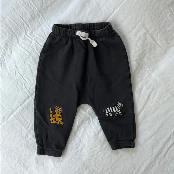 Zoo Print Hanna Andersson set - Picture 4 of 5